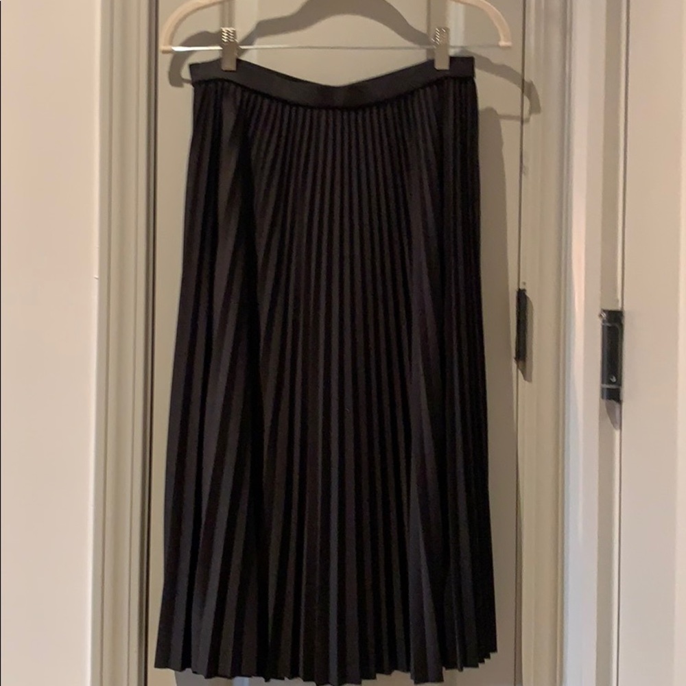 White House Black Market Mid-Length Pleated Skirt